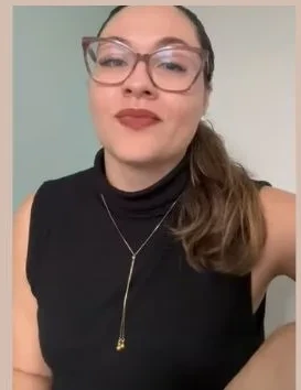 Depoimento em vídeo de aluna